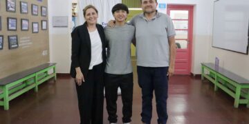 POR PRIMERA VEZ UN ALUMNO DE LA ALBERT EINSTEIN GANÓ LA BECA EDESAL.