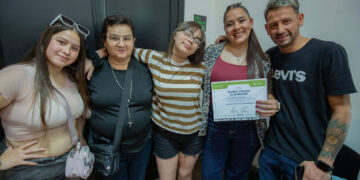 LA ULP CELEBRÓ LA COLACIÓN DE 85 EGRESADOS DE LAS ESCUELAS PÚBLICAS DIGITALES DE ADULTOS