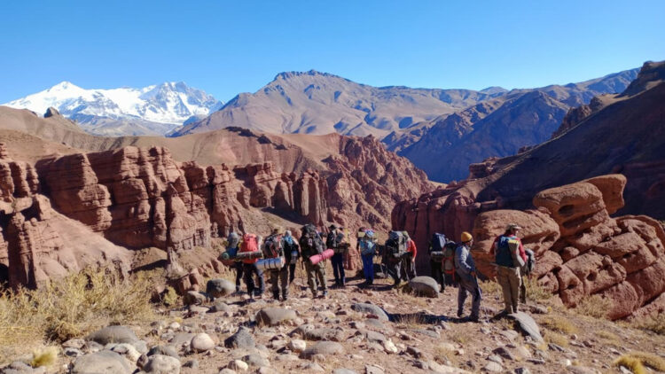 SENDERO DE GRAN RECORRIDO DE LOS ANDES: ESPECIALISTAS DEL CONICET PARTICIPAN DE UN PROYECTO PARA CONSTRUIR UN CAMINO TURÍSTICO DE ALTA MONTAÑA