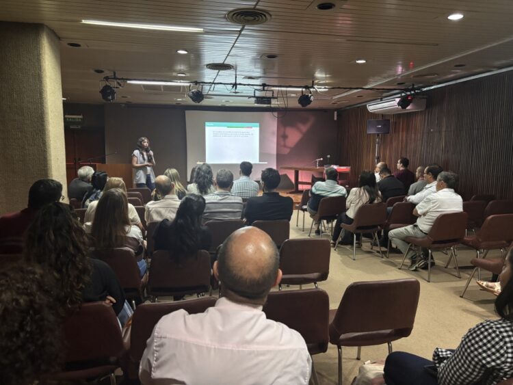UN ENCUENTRO PARA COMPARTIR INVESTIGACIONES Y PROCESOS CIENTÍFICOS