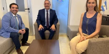 LA DOCTORA LUCIA CARDON SERÁ LA DIRECTORA NORMALIZADORA DE LA ESCUELA DE MEDICINA