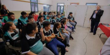 EL PROGRAMA DE APOYO A LA ESCOLARIDAD RURAL LLEGÓ A LOS PARAJES DE BAJO DE VELIZ Y LOS LOBOS