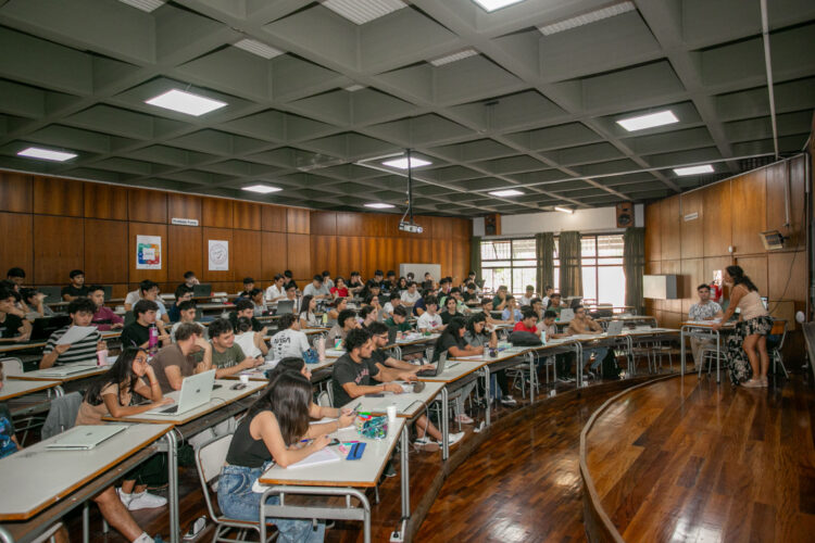 CRECIÓ UN 54% EL NÚMERO DE INGRESANTES EN CIENCIAS ECONÓMICAS DE LA UNCUYO