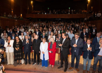 JOAN MANUEL SERRAT SE CONVIRTIÓ EN DOCTOR HONORIS CAUSA DE LA UNCUYO