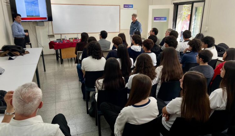 UNCUYO Y FUNDACIÓN YPF INAUGURARON UN LABORATORIO Y UN AULA PARA LA EXPERIMENTACIÓN CIENTÍFICA