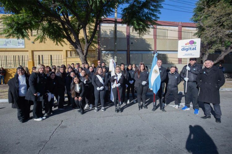 LA ULP DIJO PRESENTE EN EL DESFILE DEL 25 DE MAYO