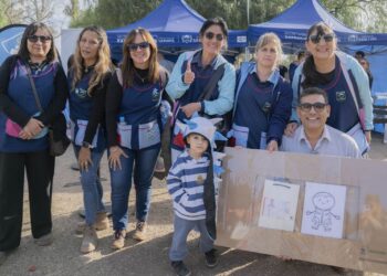 PRESENTARON ‘ECOCUENTOS’ EN LOS FESTEJOS DE LA SEMANA DE LOS JARDINES