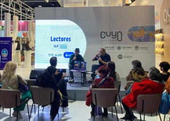 LA ULP LLEVÓ SUS PROPUESTAS A LA FERIA INTERNACIONAL DEL LIBRO