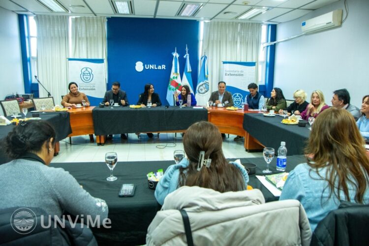 LA UNVIME PARTICIPÓ DEL 1° ENCUENTRO DE EXTENSIÓN UNIVERSITARIA DE REXUNI EN LA RIOJA