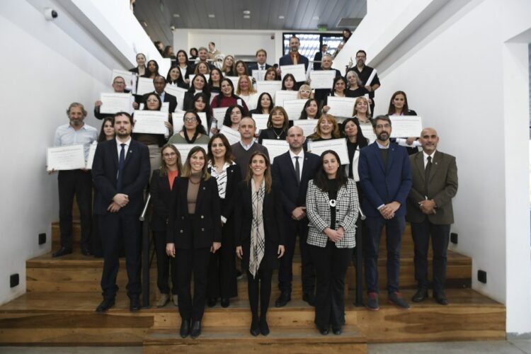 EN EL AÑO DE SU DÉCIMO ANIVERSARIO, LA UNLC CELEBRÓ UNA NUEVA COLACIÓN DE GRADO Y SUMÓ PROFESIONALES PARA LA REGIÓN