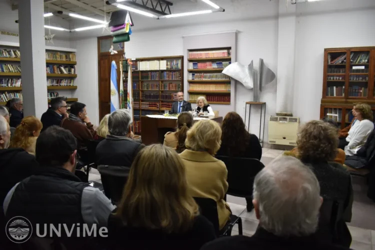 LA UNVIME REAFIRMÓ LA VIGENCIA DE LA REFORMA UNIVERSITARIA EN UNA JORNADA DE REFLEXIÓN Y MEMORIA