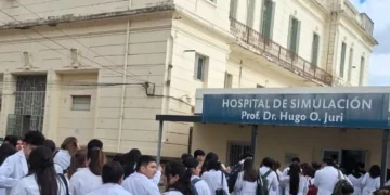 ESTUDIANTES DE MEDICINA ASISTIERON A UNA JORNADA DE FORMACIÓN EN CÓRDOBA