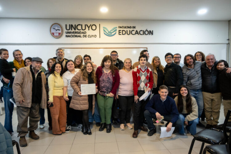 JÓVENES CON DISCAPACIDAD INTELECTUAL COMPLETARON UNA FORMACIÓN UNIVERSITARIA INÉDITA