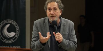 APROBARON OTORGAR EL DOCTORADO HONORIS CAUSA AL DR. CARLOS SKLIAR