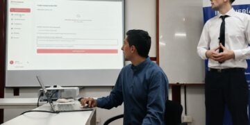 CREAN UN ASISTENTE VIRTUAL PARA ATENDER CONSULTAS DE INGRESANTES