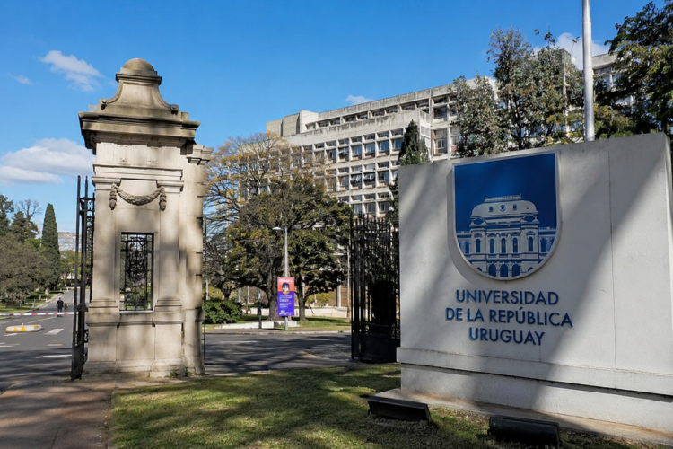 LA UNLC Y LA UNIVERSIDAD DE LA REPÚBLICA DE URUGUAY FORTALECEN SU COOPERACIÓN EN AGROECOLOGÍA Y DESARROLLO SOSTENIBLE