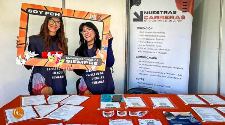 LA FACULTAD DE CIENCIAS HUMANAS FORTALECE EL ACOMPAÑAMIENTO EN EL INGRESO 2027