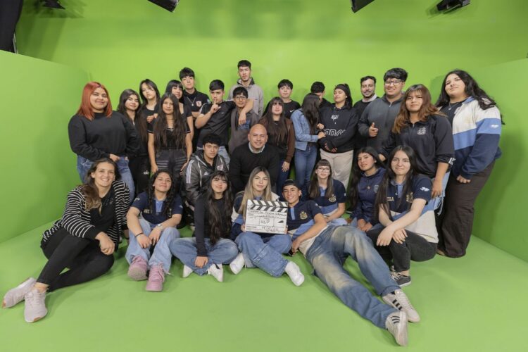 ALUMNOS DE LA ESCUELA N°51 FAUSTINO S. MENDOZA CONOCIERON LA PROPUESTA AUDIOVISUAL DE LA ULP