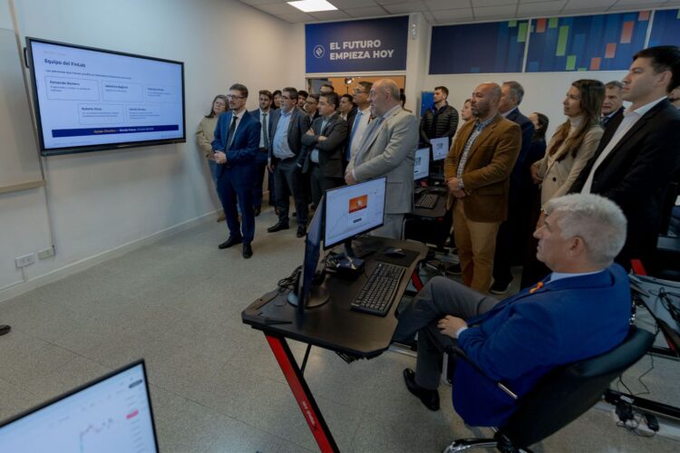 LA ULP INAUGURÓ EL PRIMER LABORATORIO DE FINANZAS DE CUYO