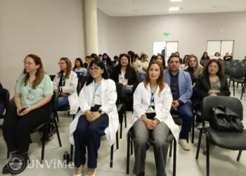 ESTUDIANTES Y AUTORIDADES DE LA UNVIME PARTICIPARON DE UNA JORNADA EN EL HOSPITAL RAMÓN CARRILLO