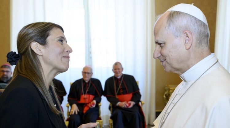 AGUSTINA RODRÍGUEZ SAÁ REPRESENTÓ A LAS UNIVERSIDADES ANTE EL PAPA LEÓN XIV