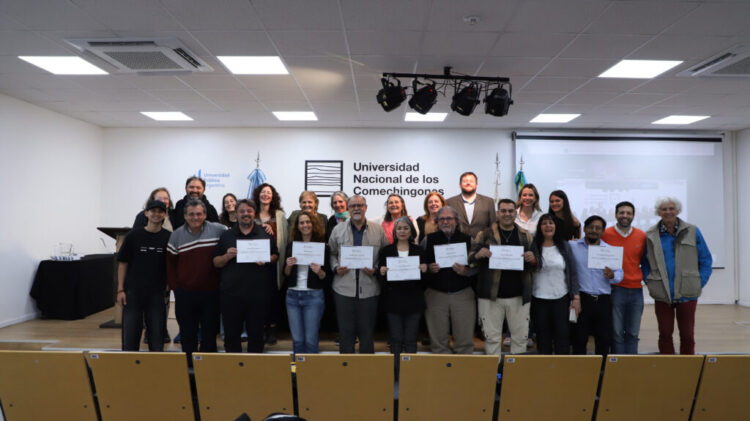 LA UNLC ENTREGÓ CERTIFICADOS DE UN CURSO INTERNACIONAL SOBRE SISTEMAS ALIMENTARIOS Y SUSTENTABILIDAD