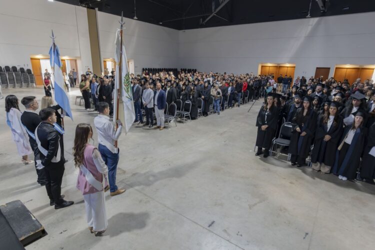 LA ULP ENTREGÓ SUS TÍTULOS A UNA NUEVA COHORTE DE PROFESIONALES