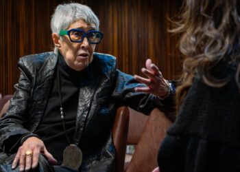 TERESA PARODI: «LA MÚSICA TE ACOMPAÑA A VIVIR»