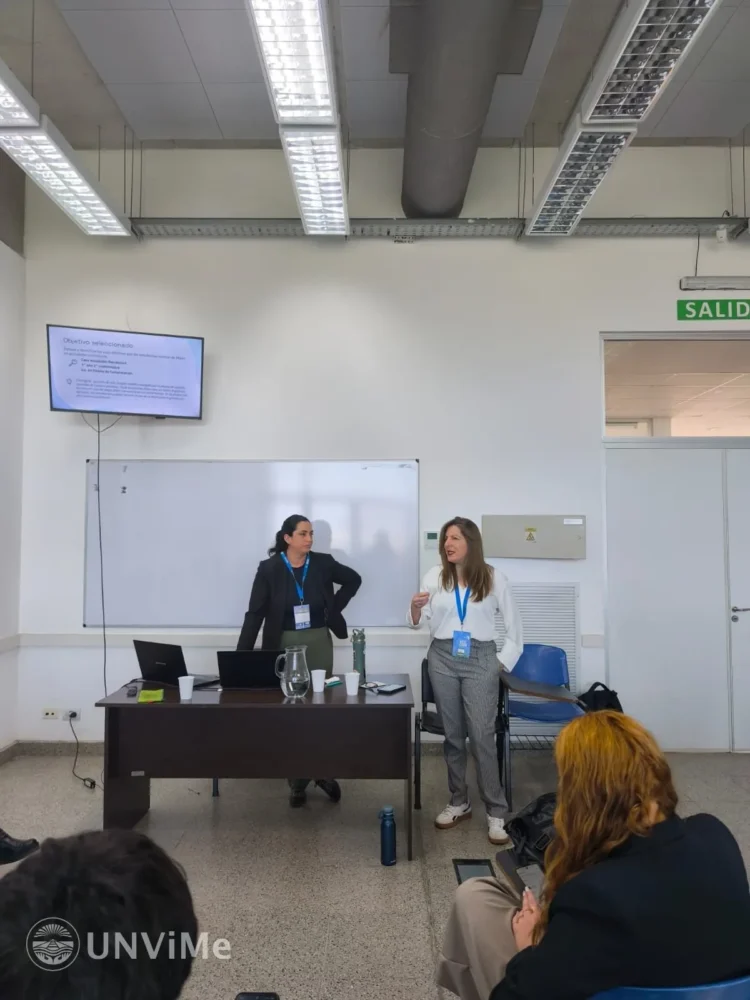 INVESTIGACIÓN Y PARTICIPACIÓN ACADÉMICA EN EL XXVIII CONGRESO REDCOM