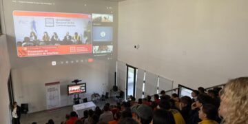 AGUSTINA RODRÍGUEZ SAÁ ABRIÓ EL II CONGRESO DE INCENDIOS DE INTERFASE: “ESTAMOS UNIENDO GENERACIONES Y CONTINENTES”