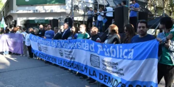 LA UNVIME VOLVIÓ A LAS CALLES EN DEFENSA DE LA UNIVERSIDAD PÚBLICA