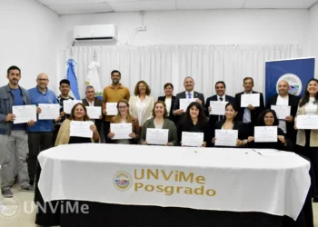 ENTREGARON CERTIFICADOS A LOS EGRESADOS DE LA DIPLOMATURA EN DOCENCIA UNIVERSITARIA